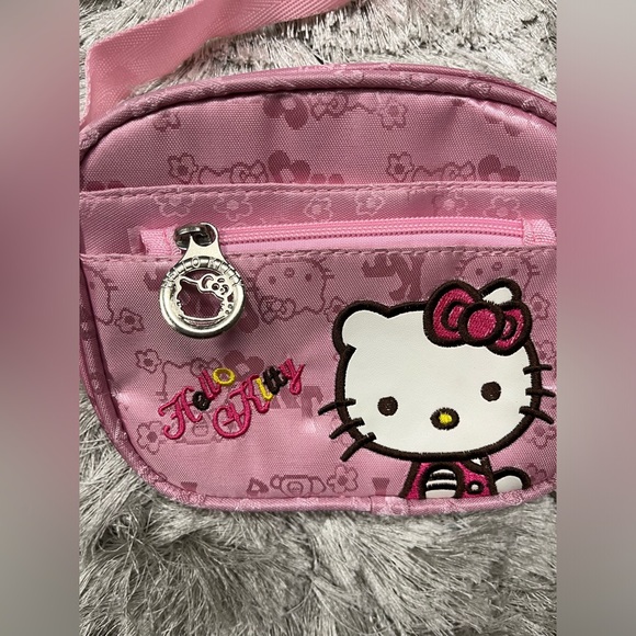 Hello Kitty handbag - Picture 2 of 4